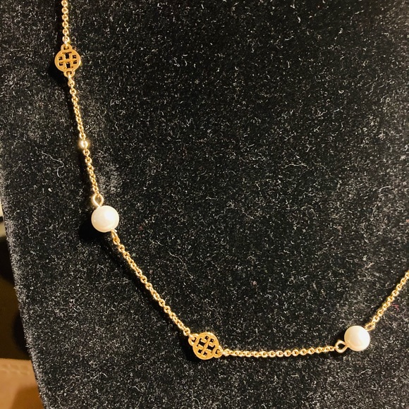 ✨HP✨Tory Burch Pearl And Logo Necklace - Picture 9 of 11